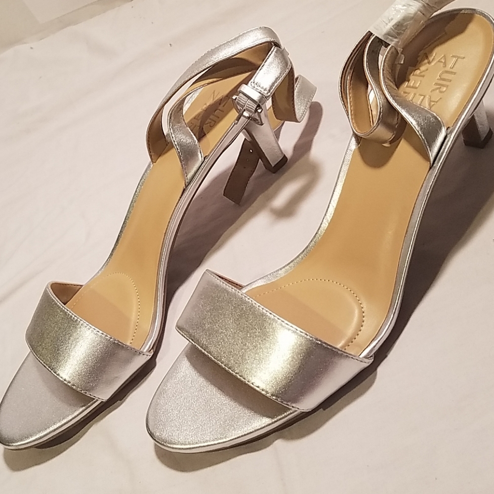 Naturalizer Tinda Open Toe Ankle Strap - Picture 3 of 5